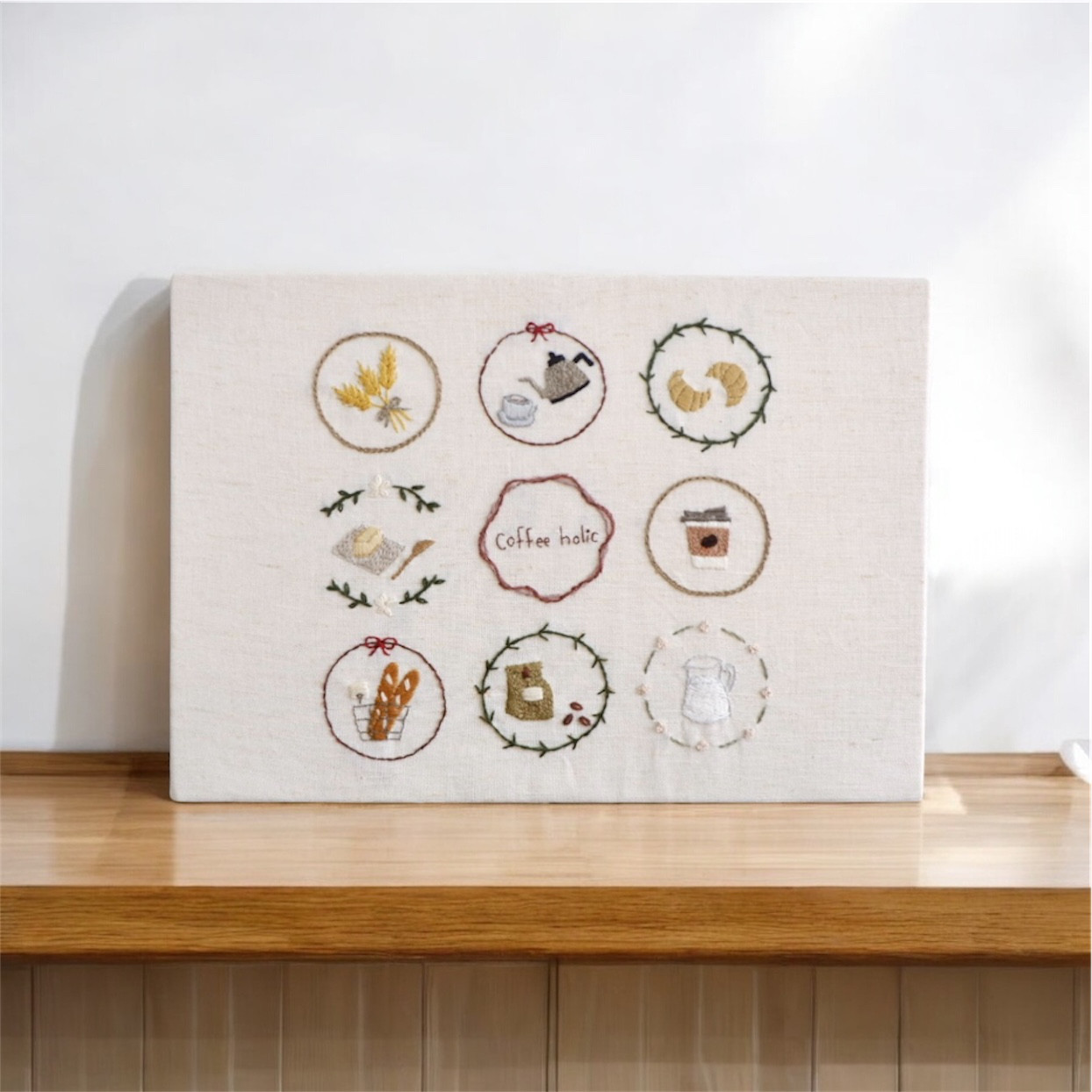 Coffee holic 刺繍ファブリックパネル // コーヒー // 食べ物モチーフ // カフェスタイル