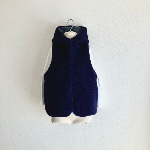 ボア×フリース　フードベスト　ネイビー×オフ　/ネイビー×ネイビー 2枚目の画像