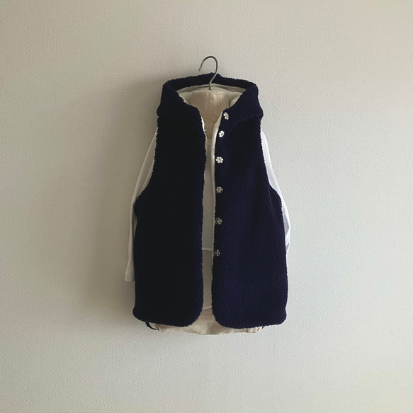 ボア×フリース　フードベスト　ネイビー×オフ　/ネイビー×ネイビー 3枚目の画像