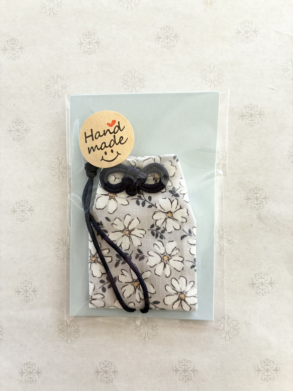 お守り袋　Mサイズ　デコレクションズ♡ふんわり裏地付き　送料無料 4枚目の画像