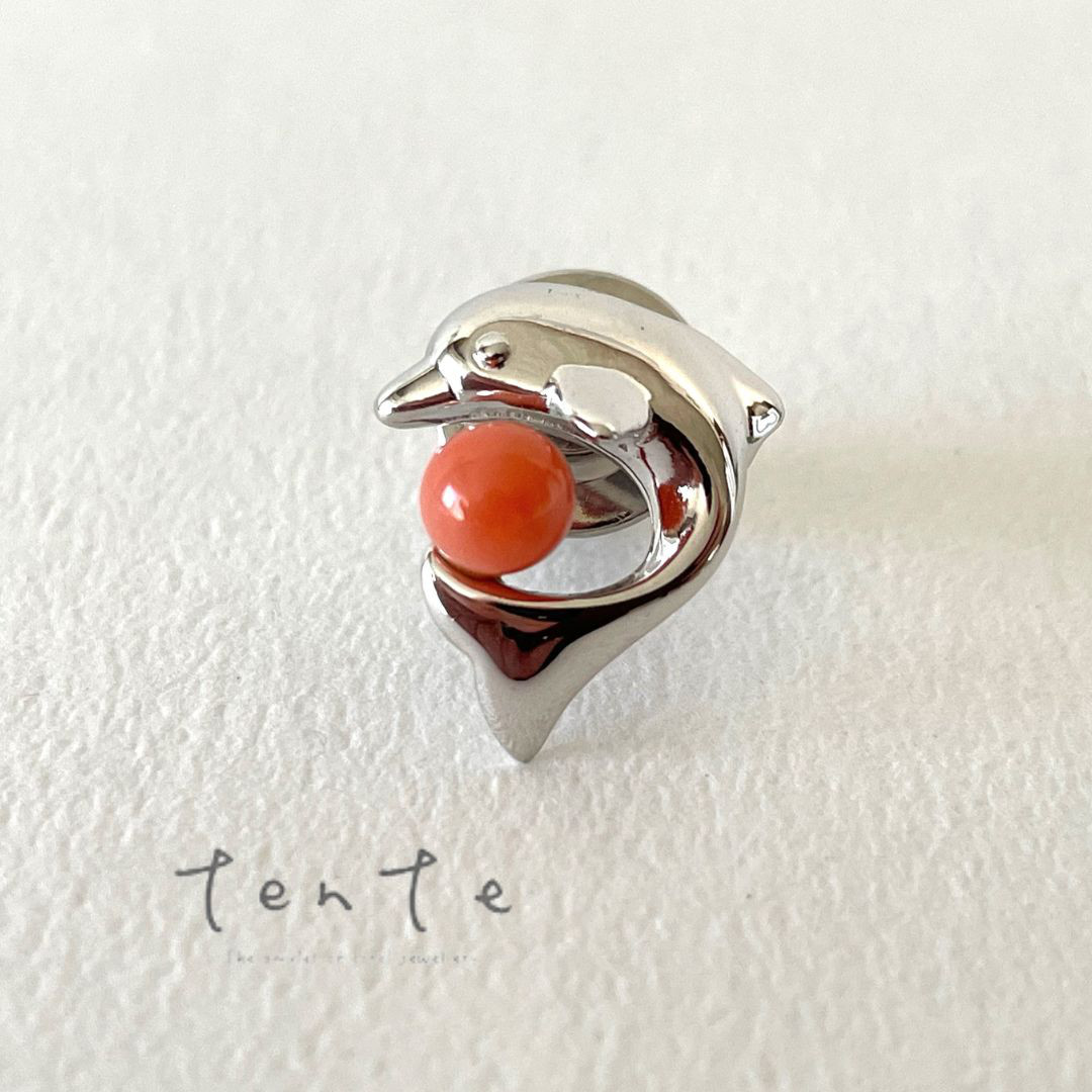 【コーラルジュエリー】ぴんく珊瑚 イルカピンバッチ SVｐ049 4,100円