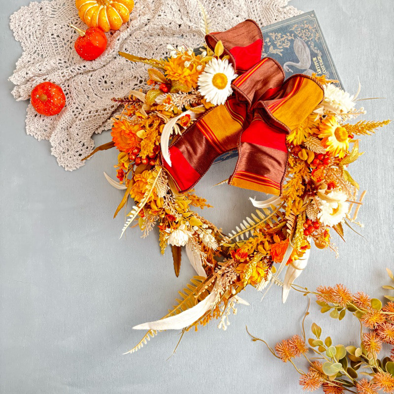 実りの秋・黄金色のガーランド　ヘリクリサム　壁かけ　壁飾り　ナチュラル　オータム　リース