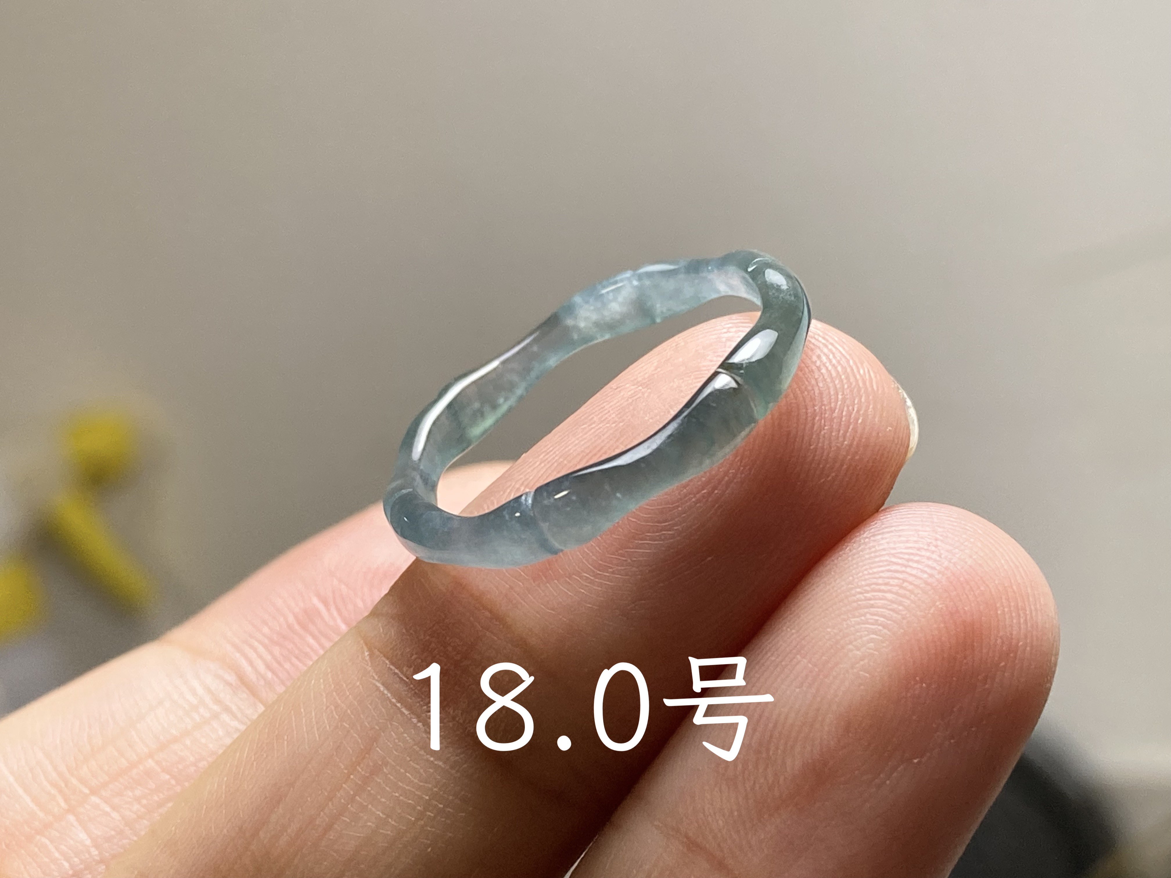 L14-137 高氷種 竹節 リング 高級感 氷灰青 18.0号 グアテマラ産 A貨 本翡翠 くりぬき 黒翡翠