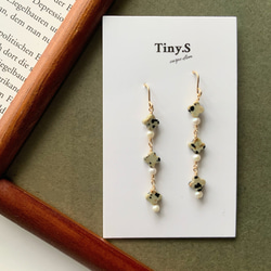 さりげないアニマル柄✴︎ダルメシアンジャスパー&淡水パール✴︎All 14Kgfピアス 2枚目の画像