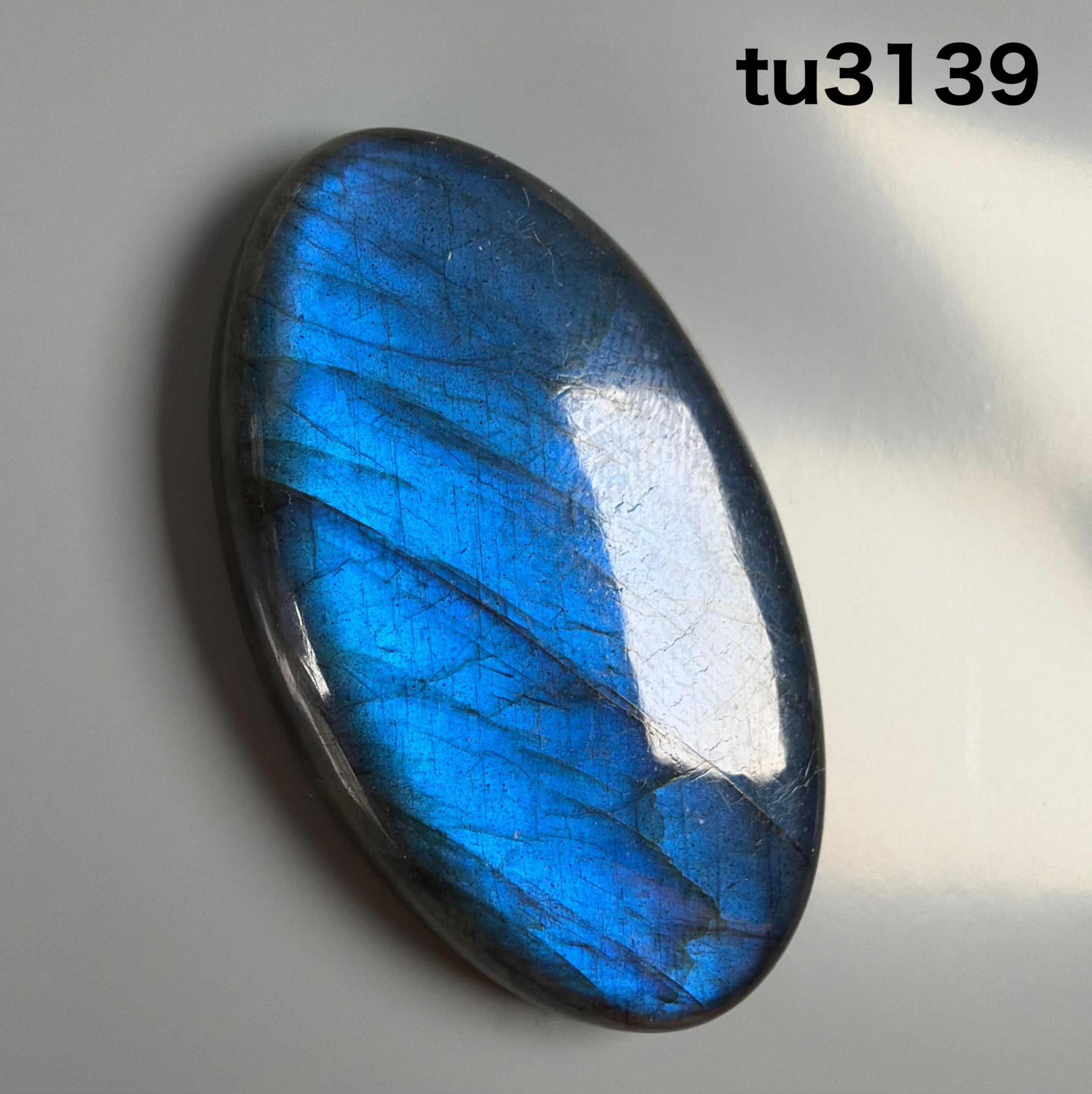 ロイヤルブルー ラブラドライト 4A+クラス 40ミリルース Tu3139