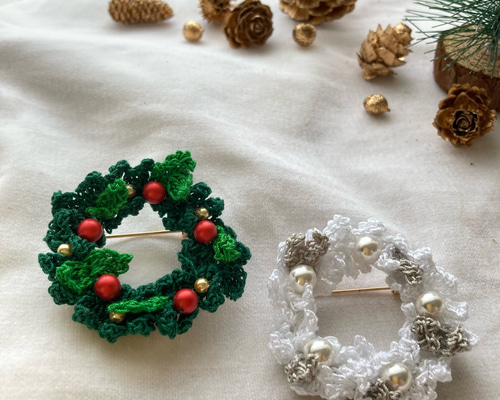 クリスマスリースのブローチ ＊＊受注製作＊＊ レース編み 手編み