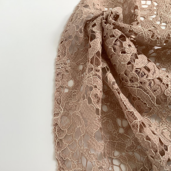 アンティークカラーのレース帯揚げ　スカラップ  ピンクベージュ／帯飾り 3枚目の画像