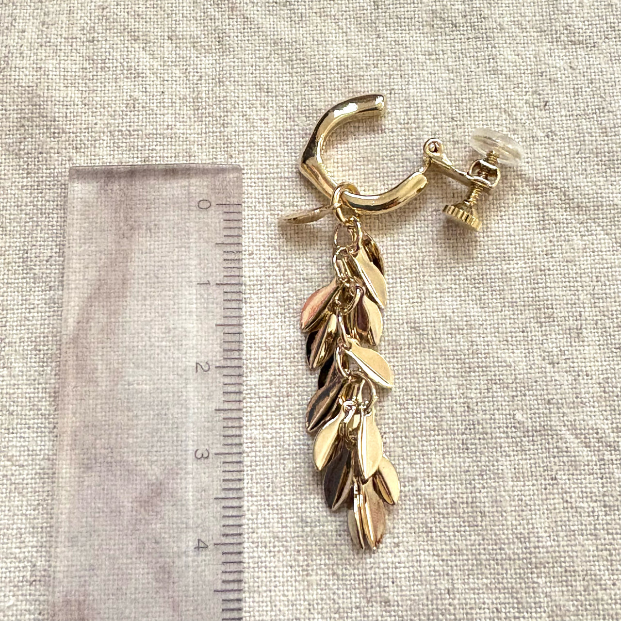 毎日付け替えて楽しめる 淡水パールとゴールドカラーチャーム７点セット➕フープイヤリング