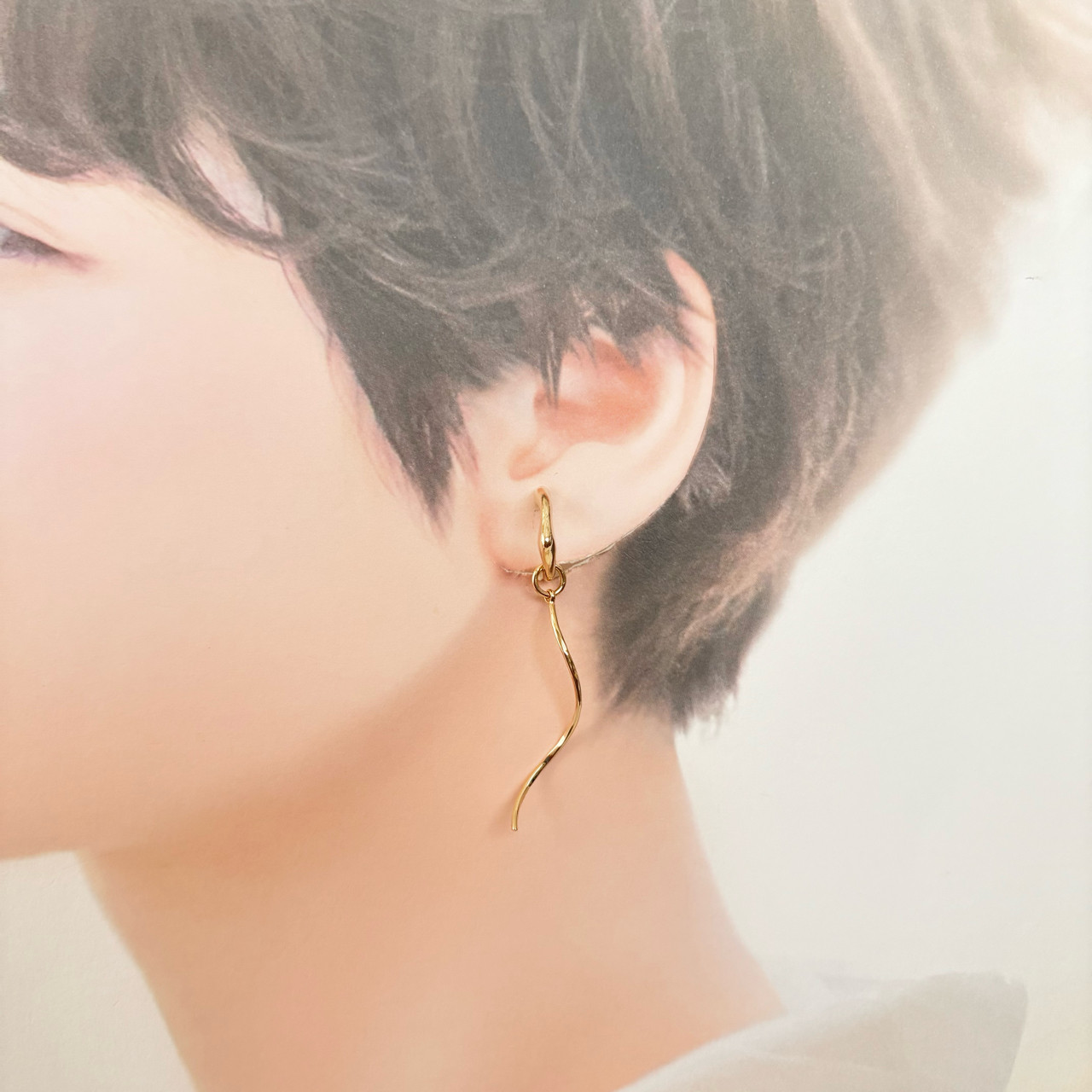 毎日付け替えて楽しめる 淡水パールとゴールドカラーチャーム７点セット➕フープイヤリング