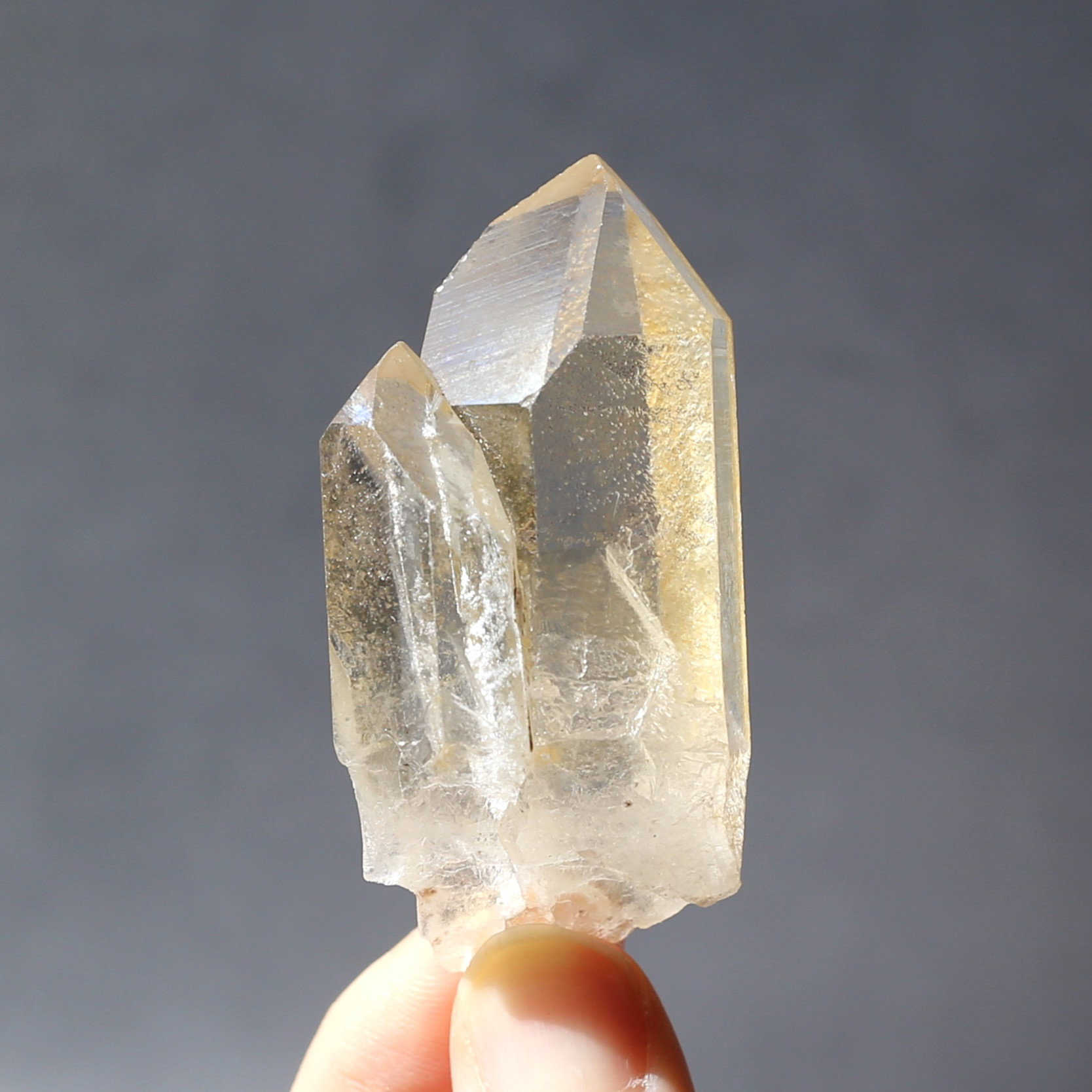 ゴールデンヒーラー クォーツ 原石 水晶 鉱物 希少石 天然石 13,984円