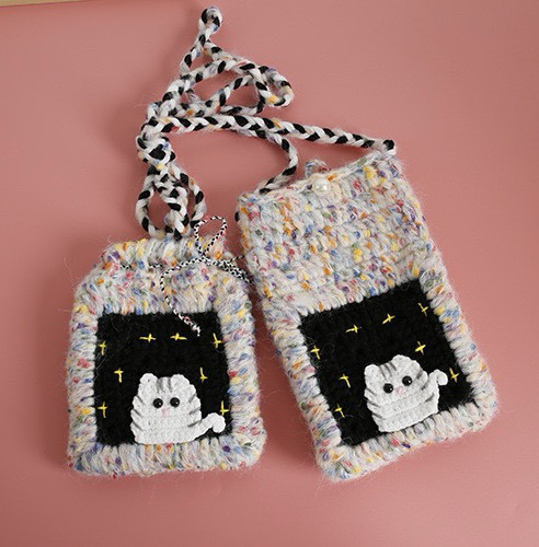 手作り 毛糸 刺繍 かぎ針編み ニート 小銭入れ カードケース 小物入れポーチ+スマホケース【星を見ている子猫】2点