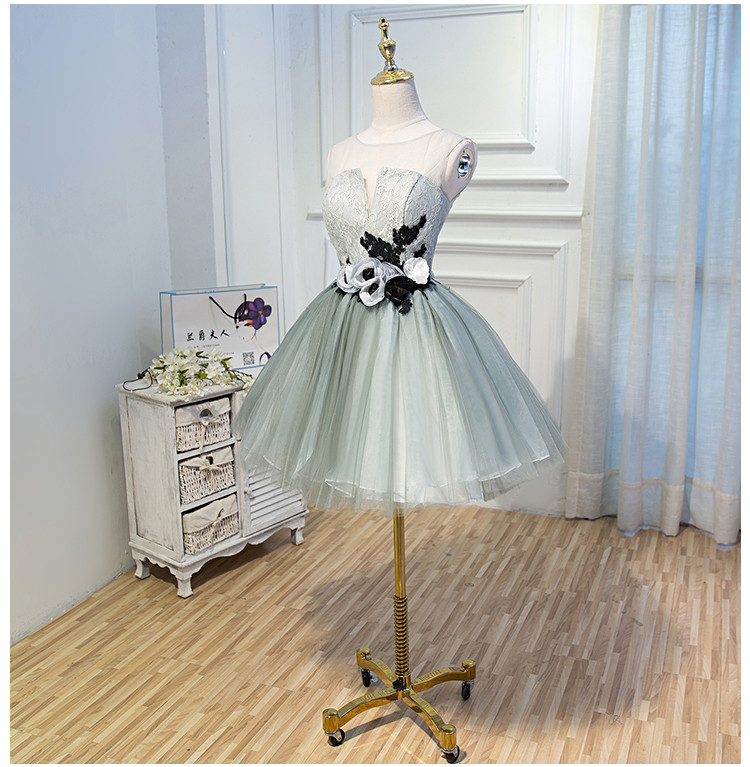 薄グレー スリム ショート丈 花 プリンセス 綺麗 パーティードレス 二次会 ウェディングドレス LJ-039