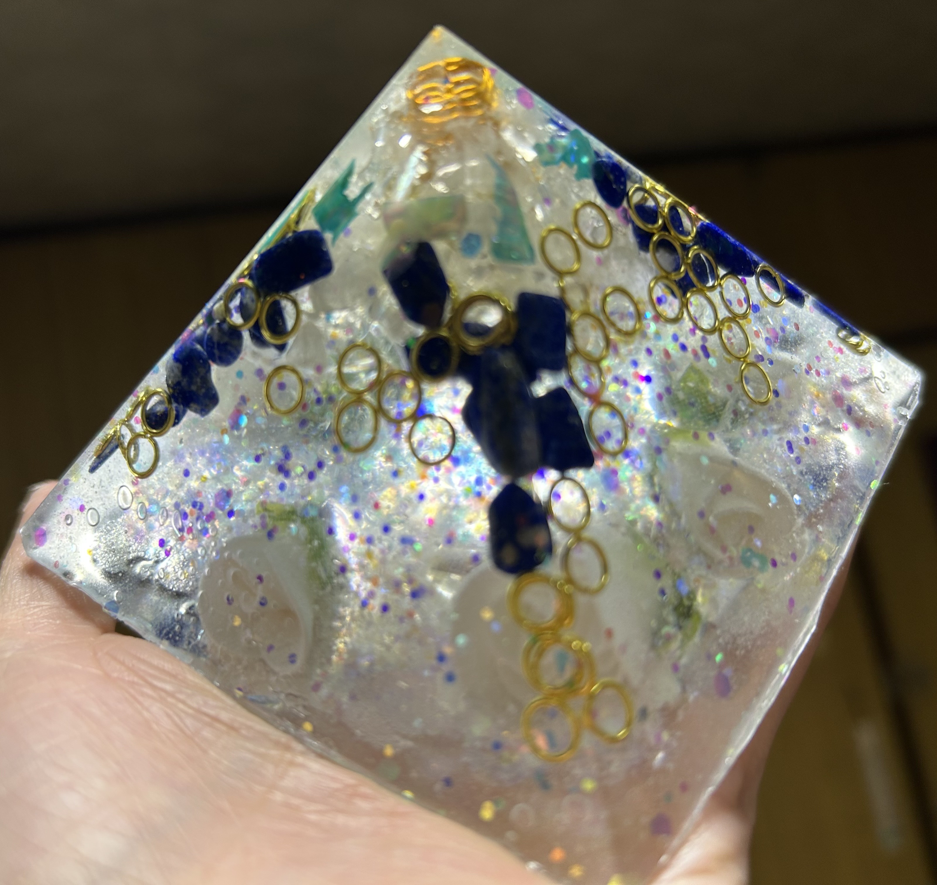 23 オルゴナイト　レムリアの青い石と薔薇と愛　予祝引き寄せ　ツインレイ電磁波 23 オルゴナイト レムリアの青い石と薔薇と愛 引き寄せ 電磁波 予祝