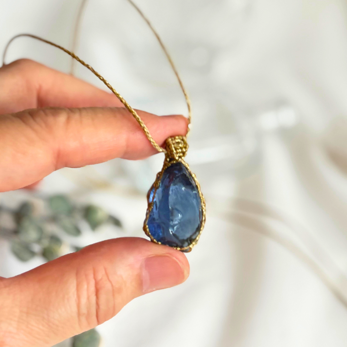 ペンダントトップ ネックレス 天然石 アンダラクリスタル シエラネバダ産 金属アレルギー対応 マクラメ編み エレスチャル