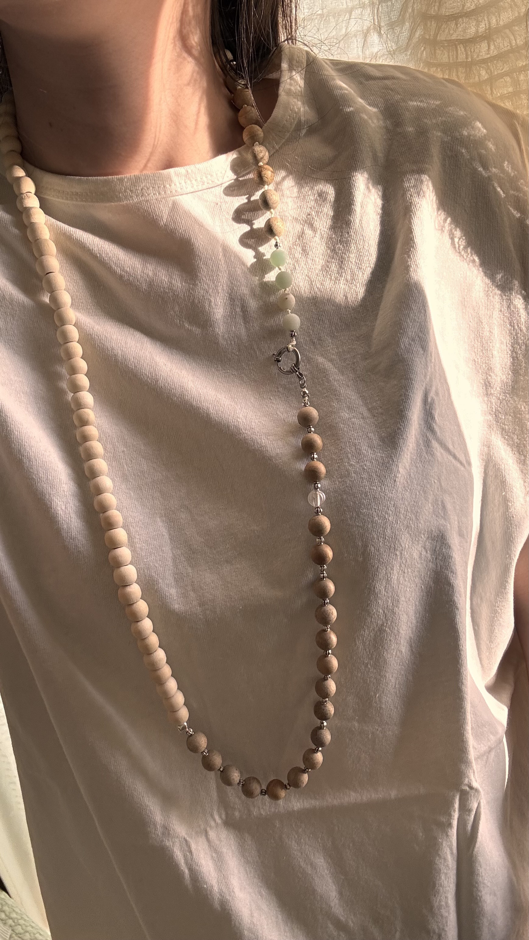 白檀　WOODビーズ　アマゾナイト　ロングネックレス