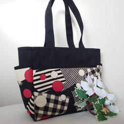 再入荷‼️ ꕤ受注製作ꕤ もこもこ花 サイドポケット 肩掛けトート