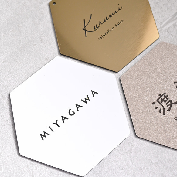 戶外適用 * 六角形銘牌 | 也適用於沙龍和商店 * 壓克力材質 / 可選設計 第3張的照片