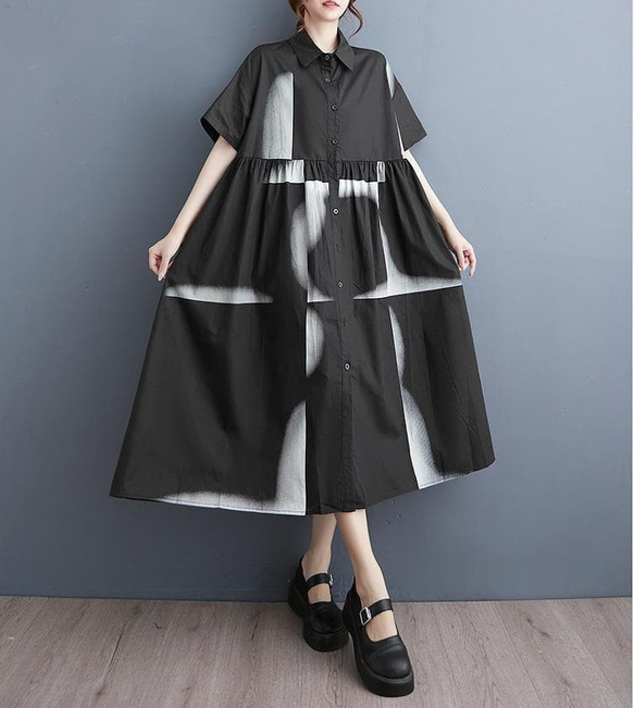 大きいサイズ シャツワンピース 半袖 アート柄 ゆったり 体型カバー 黒 6枚目の画像