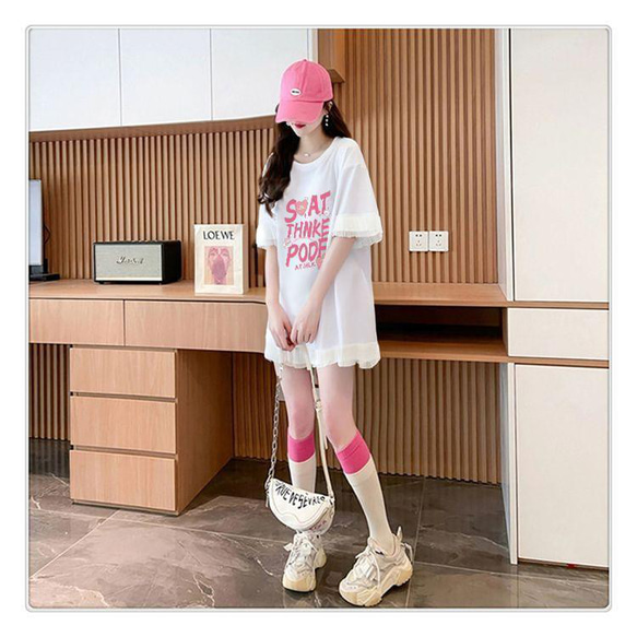 ❤️オーバーサイズ❤️フリル　トップス　半袖　レディース 春夏　新品 Tシャツ 4枚目の画像