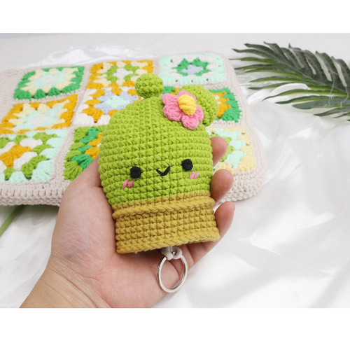 手作り 刺繍 毛糸 かぎ針編み ニート キーポーチ キーホルダー バッグ