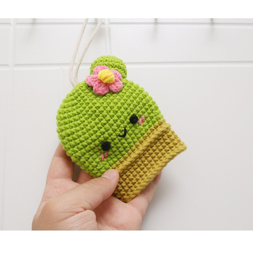 手作り 刺繍 毛糸 かぎ針編み ニート キーポーチ キーホルダー バッグ