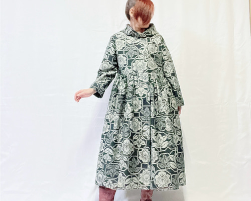 民芸紬織♡未使用反物から♡フード付きワンピース♡コート♡シルエット