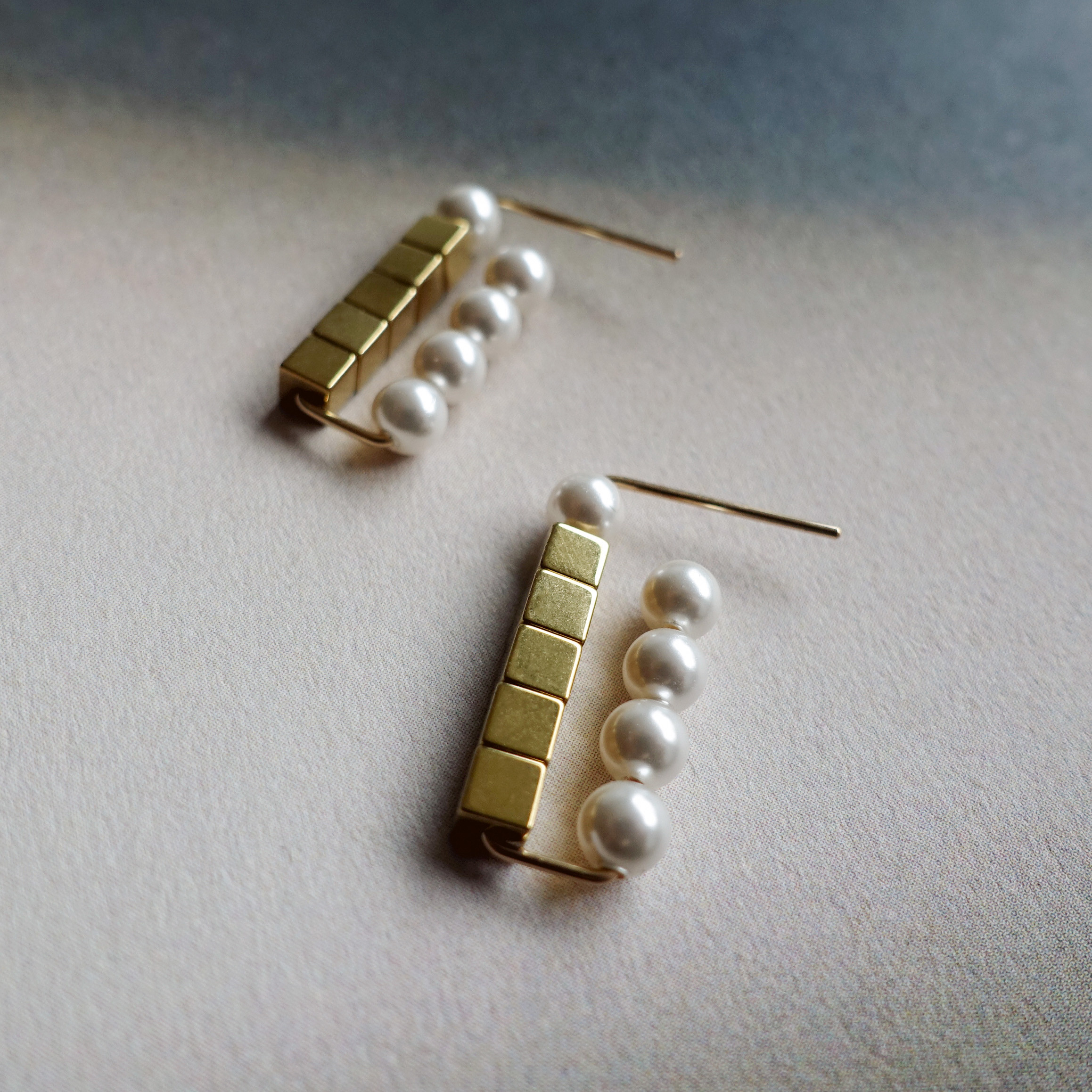 K14gf  ’ Line ’ ピアス