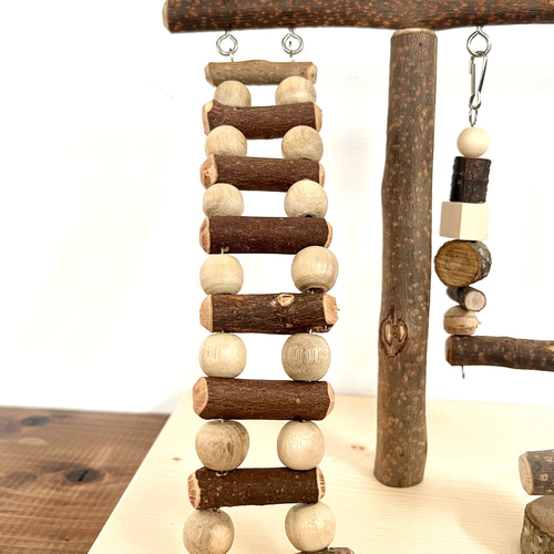 バードジム⑦ 「【天然木・無農薬】自然採取木材を使用したバードトイ