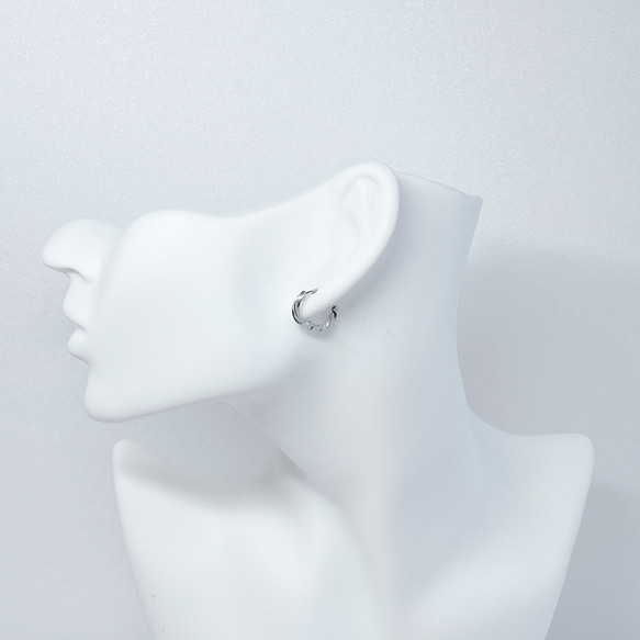 ese166-1【4個/2ペア】ねじれデザイン 外径約13mm 線径約2.5mm ワンタッチピアス サージカルステンレス 5枚目の画像