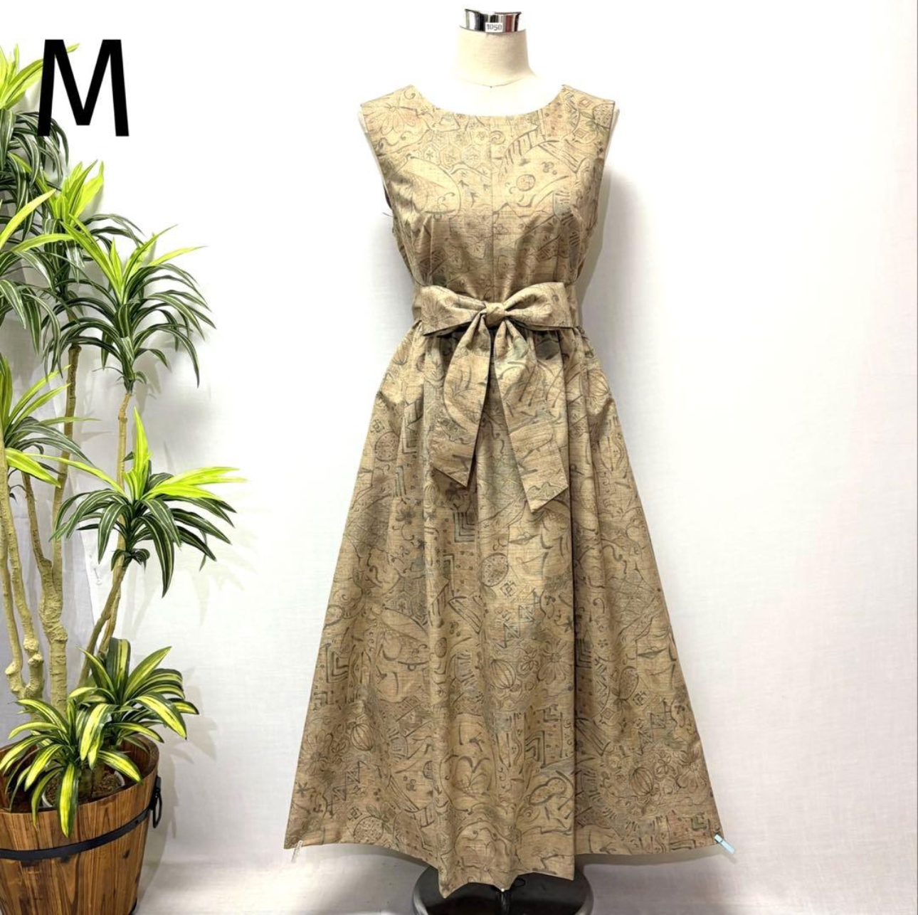 着物リメイク　アンティーク　花柄ワンピース　ジャンパースカート　2WAY ゆったり　ノースリーブ　大人かわいい　お出かけ