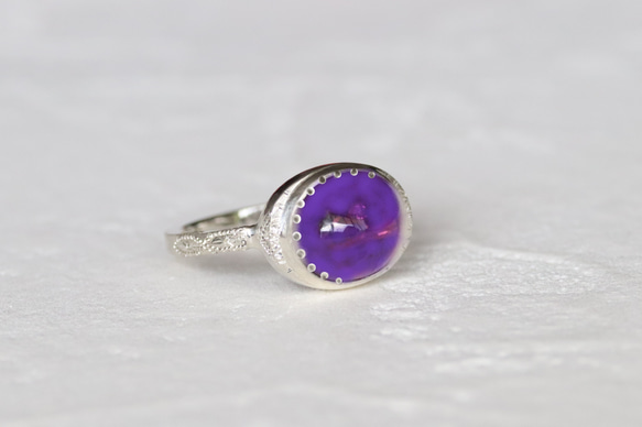 【I様専用】アメジストのポツポツ彫りチューリップのシルバーリング　一点物 1枚目の画像
