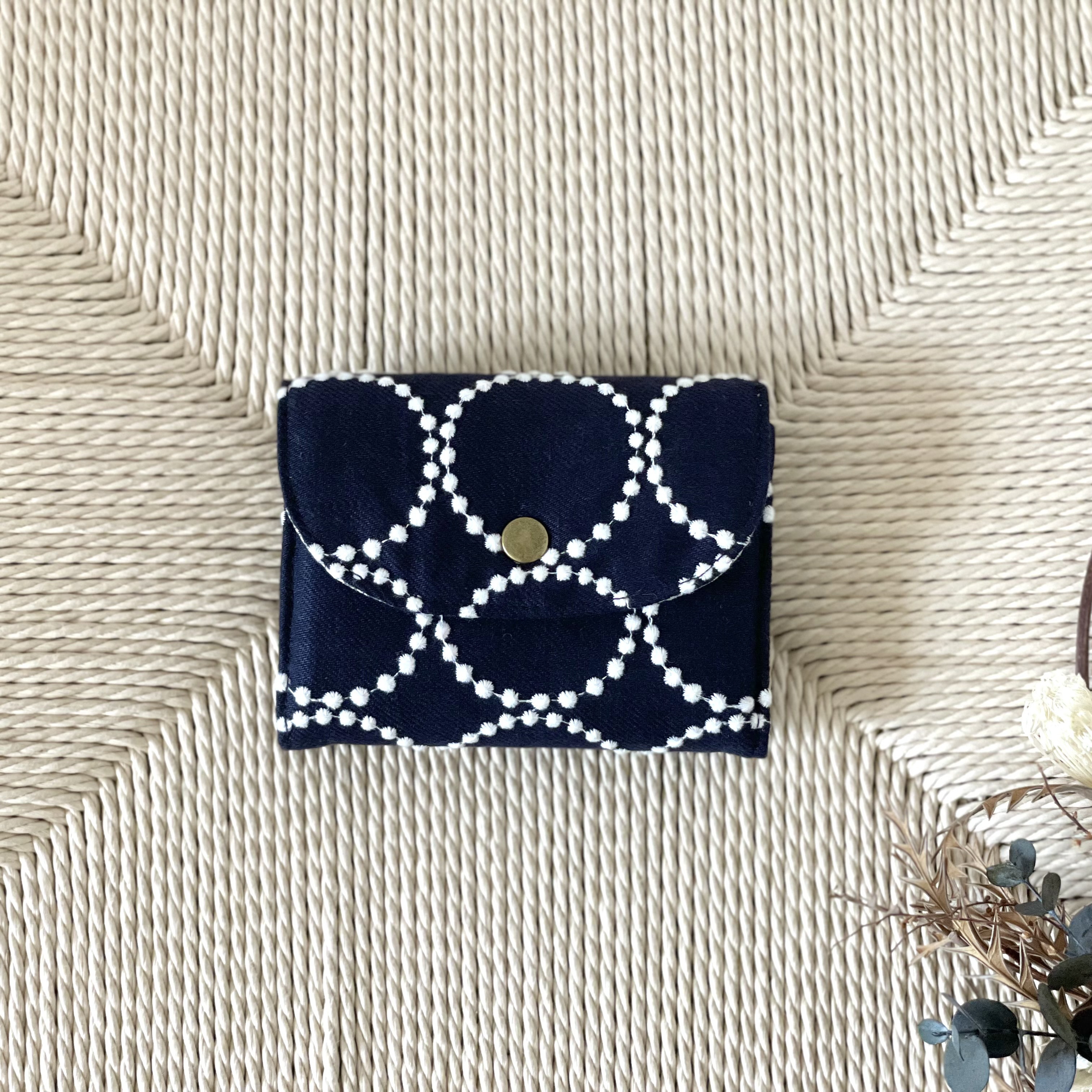 ⚮̈ミナペルホネン　tambourine navy コンパクトウォレットS 財布