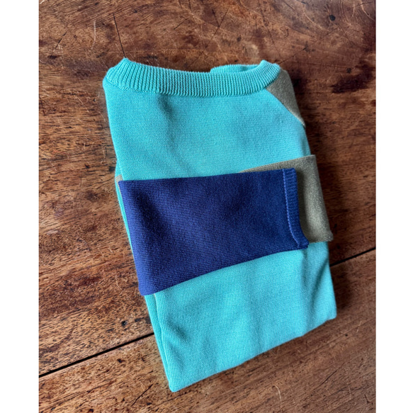 M &amp; L❤️2種顏色❤️修身針織❤️日本原裝進口❤️不對稱配色❤️黑色或藍綠色 第17張的照片