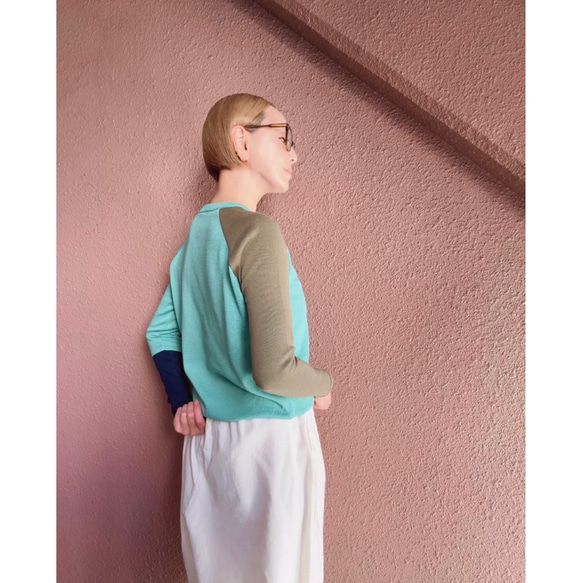 M &amp; L❤️2種顏色❤️修身針織❤️日本原裝進口❤️不對稱配色❤️黑色或藍綠色 第14張的照片