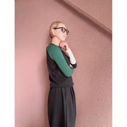 M &amp; L❤️2種顏色❤️修身針織❤️日本原裝進口❤️不對稱配色❤️黑色或藍綠色 第15張的照片