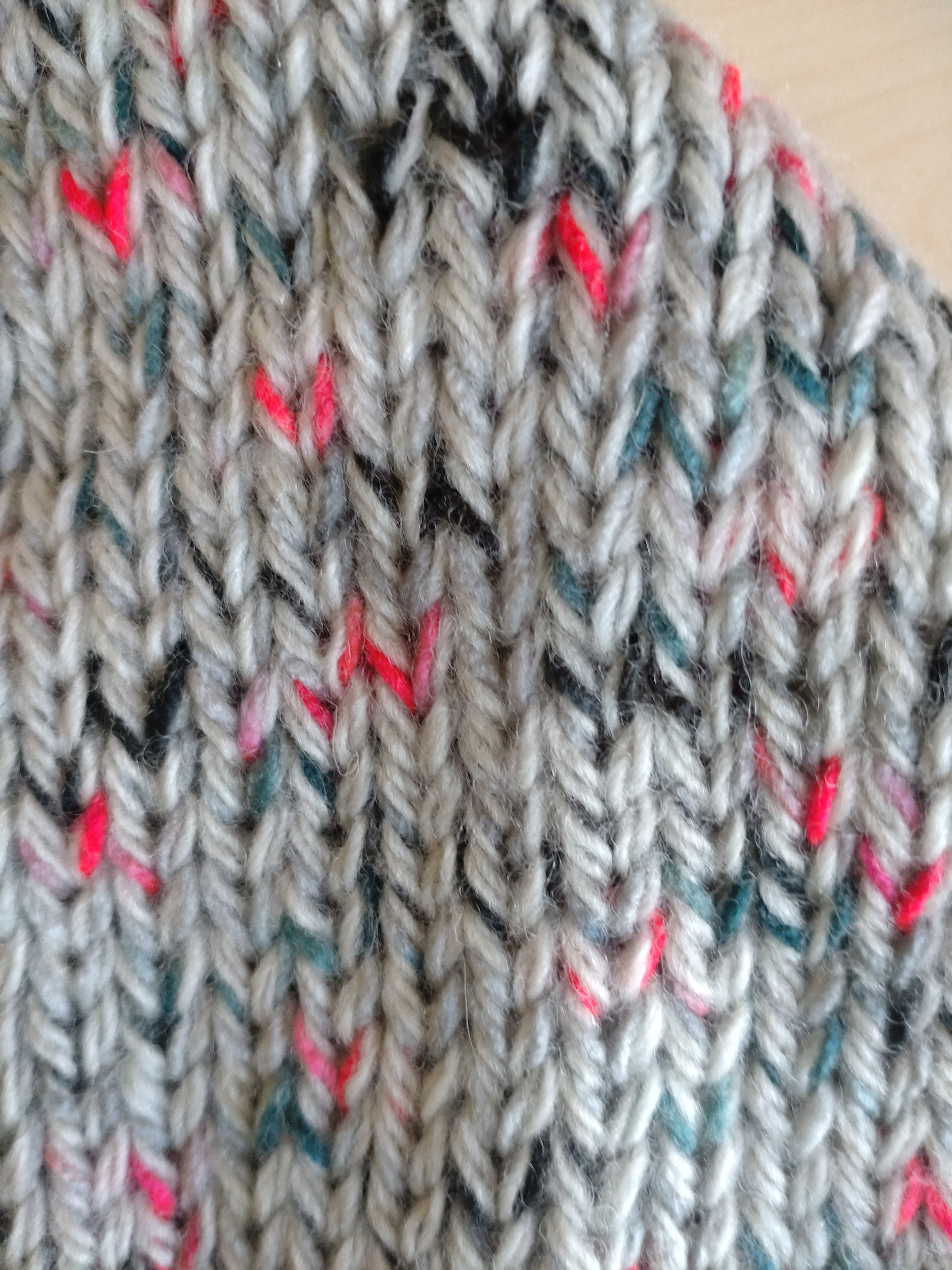 コンパクトマフラー　グレー