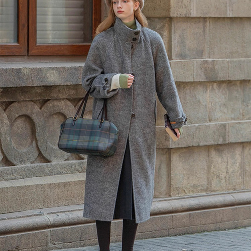 美品✨45R　定価7.5万　アルパカ縮繊フードコート　ロング丈　グレージュ　F 45R（フォーティファイブアール）の「ウールアルパカ縮絨フードコート