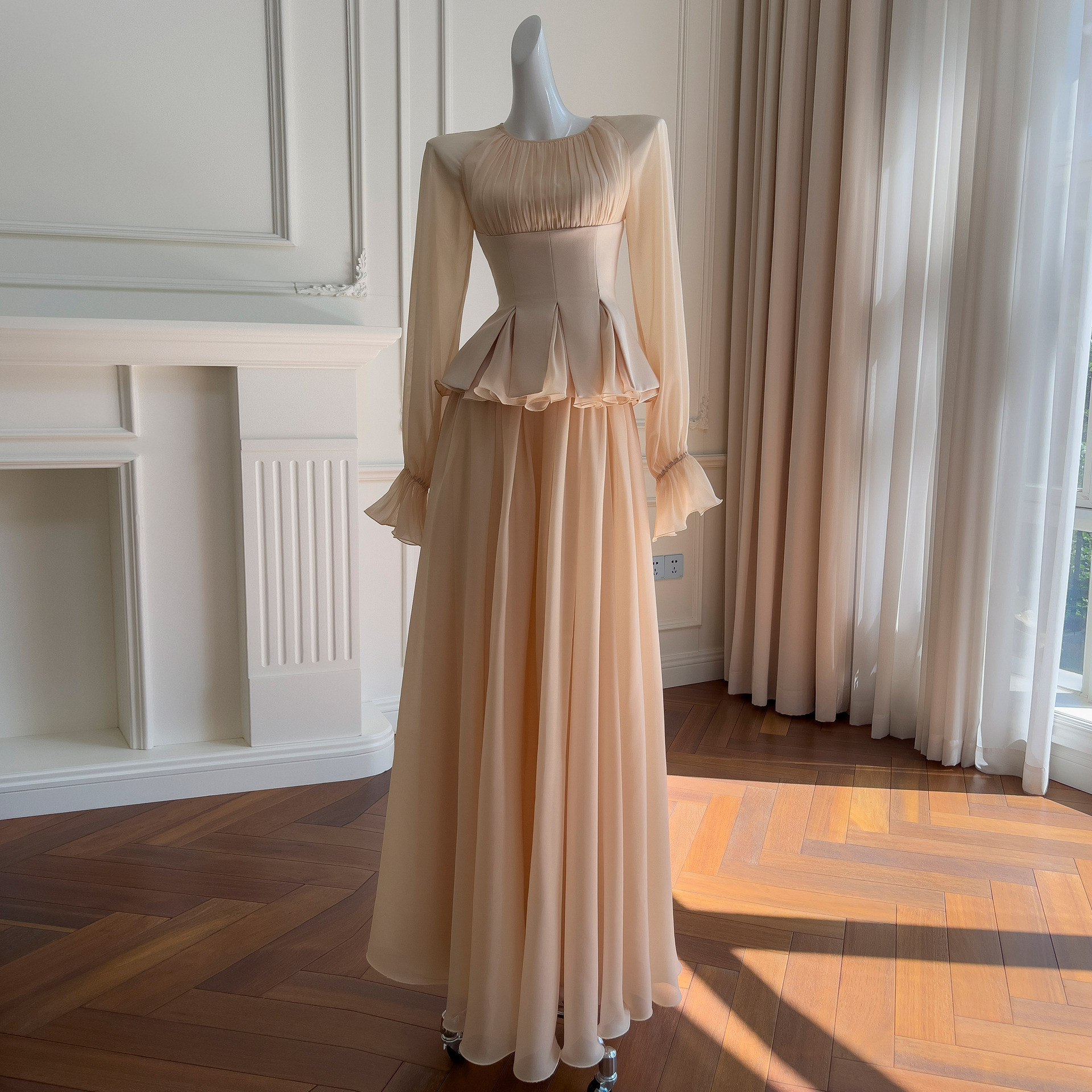 上下セット アプリコット スリム 長袖 おしゃれ 高級感 韓国風 パーティードレス 前撮り お呼ばれ A1361