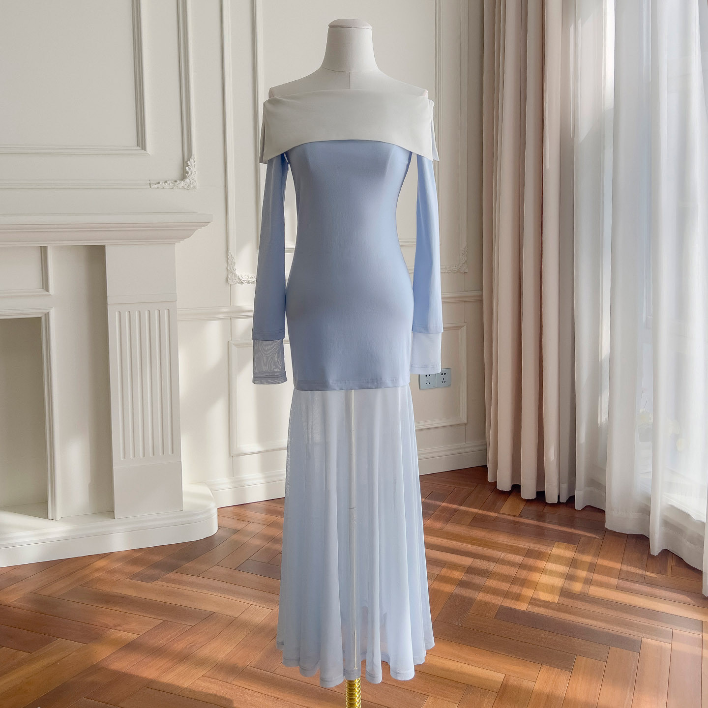 カラードレス スリム 薄青 長袖 オフショルダー エレガント パーティードレス 二次会 前撮り お呼ばれ A9432