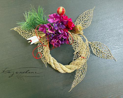 お正月飾り＊ゴールドの華やかなしめ飾りM-2＊稲藁のしめ縄＊アーティ