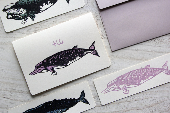 ツチクジラの版画グリーティングカード　パープル 3枚目の画像