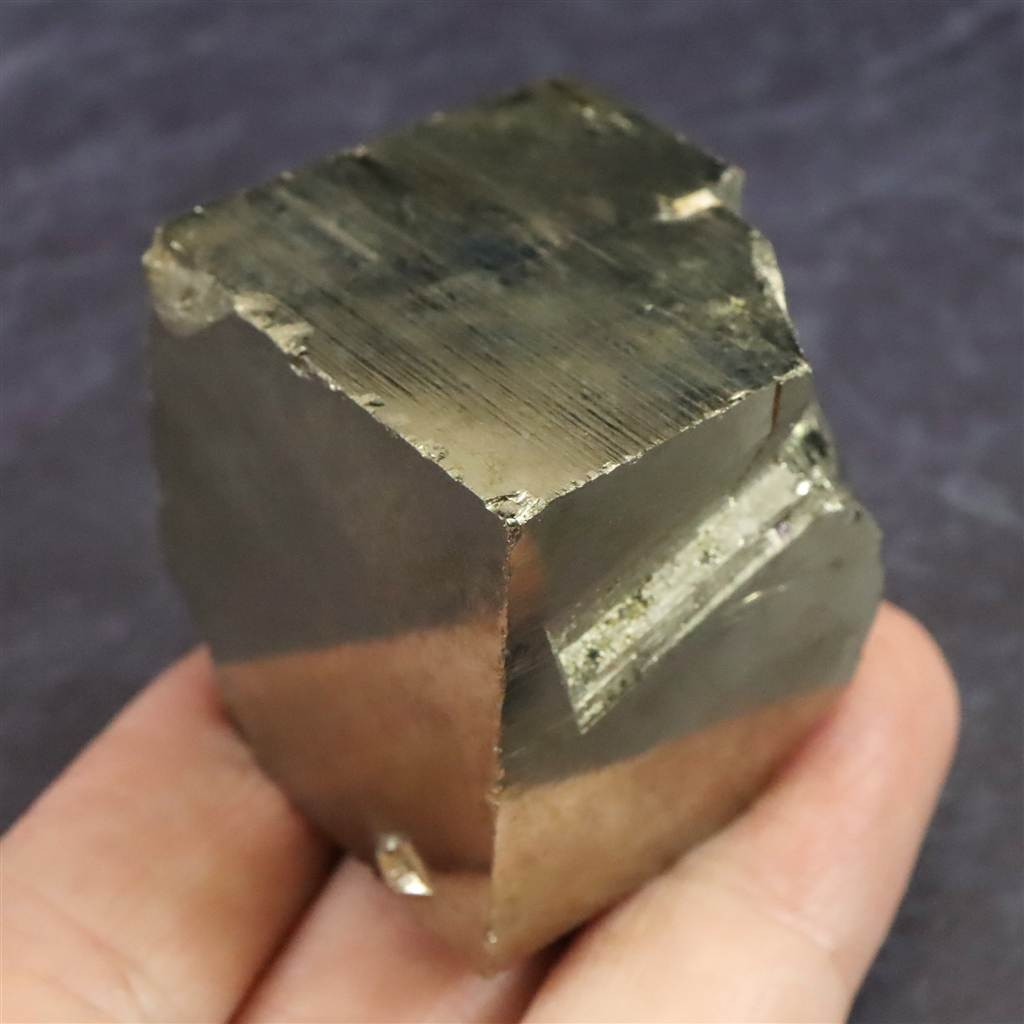 スペイン産 パイライト 黄鉄鉱  32mmキューブ 135.9g #44766