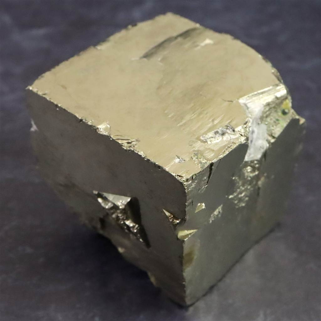 スペイン産 パイライト 黄鉄鉱  36mmキューブ 193.1g #64674