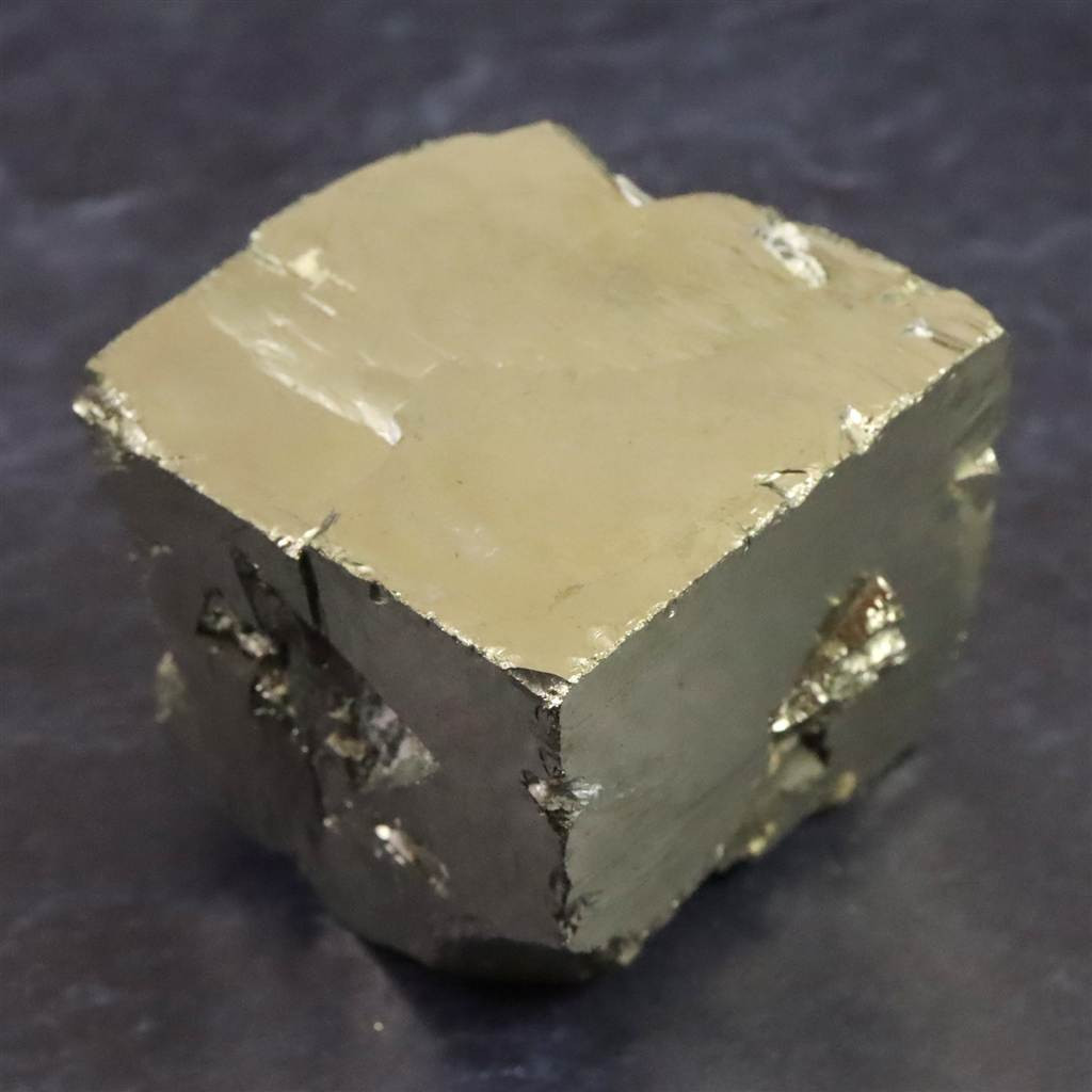 スペイン産 パイライト 黄鉄鉱  36mmキューブ 193.1g #64674