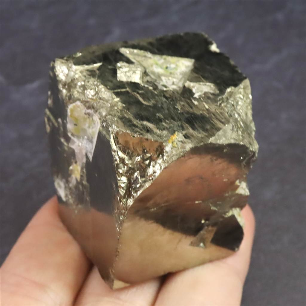 スペイン産 パイライト 黄鉄鉱  36mmキューブ 193.1g #64674