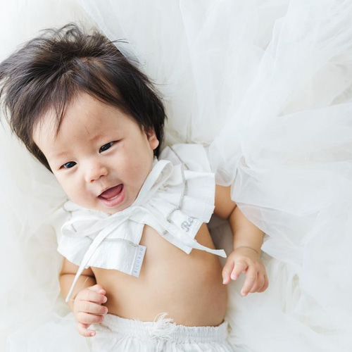 名入れ］mellow bib ribbon -plain- フリルビブ フリルスタイ お名前