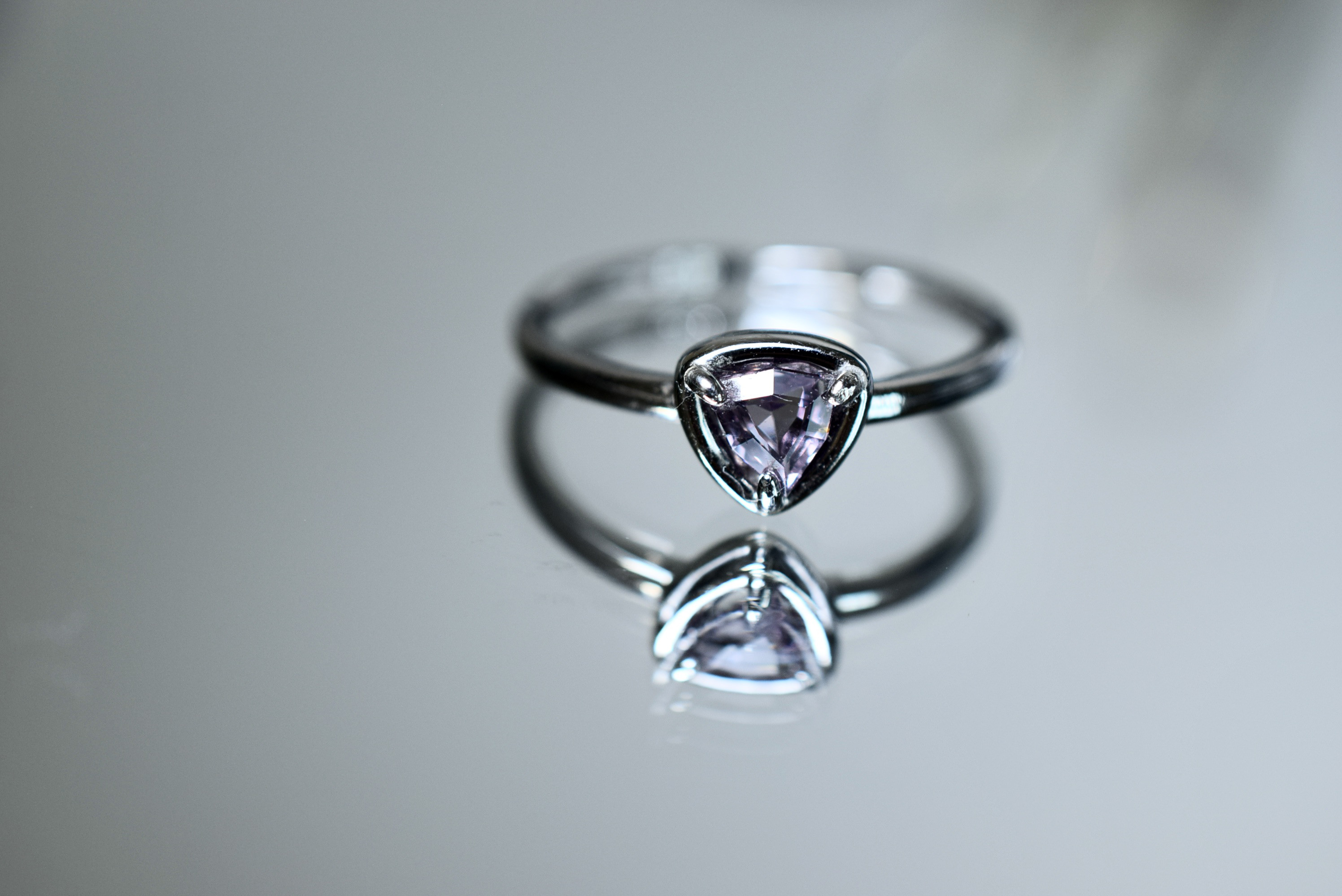 RG10-116 シルバー 宝石質 非加熱 江戸紫色 スピネル リング ミャンマー産 フリーサイズ 指輪