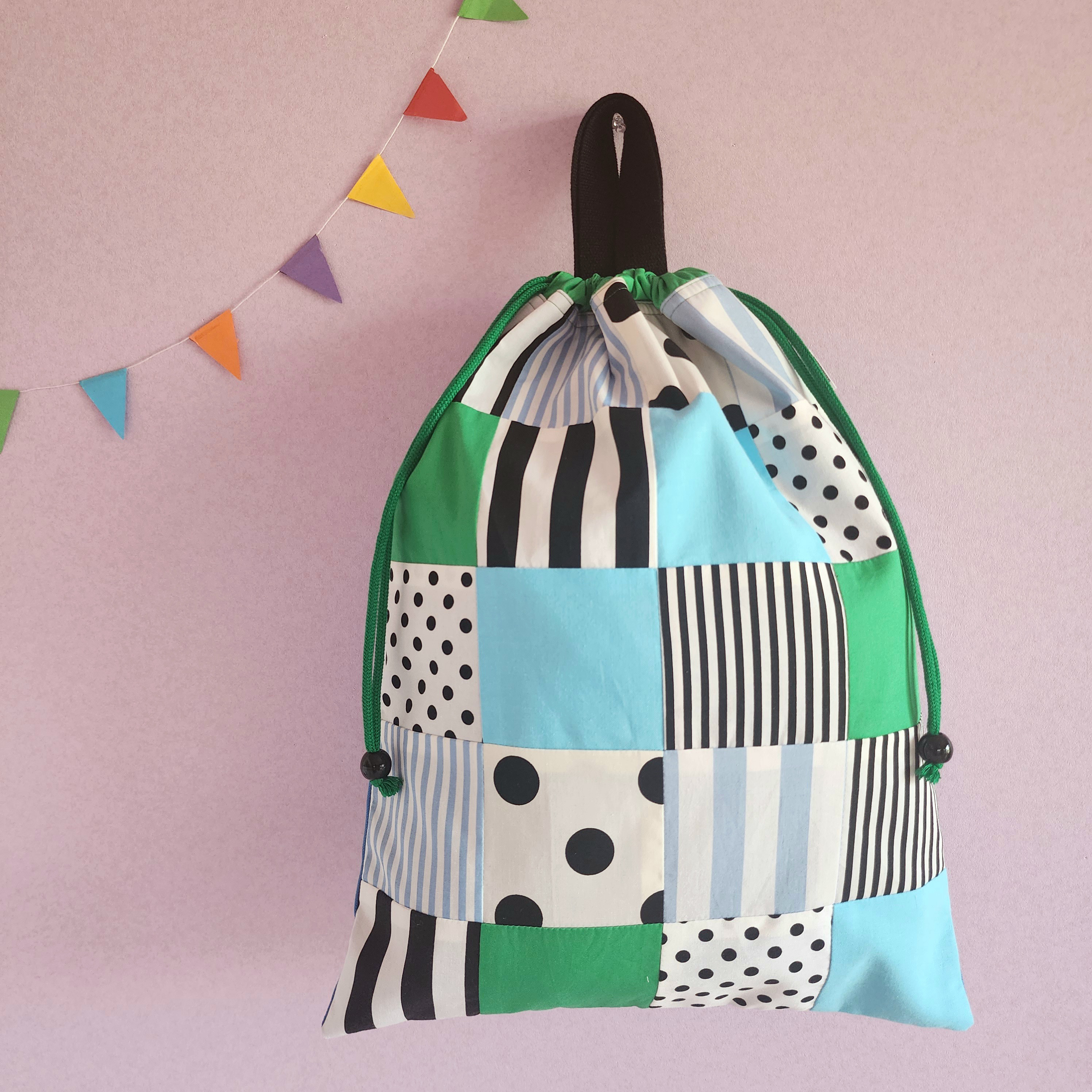 パッチワークの体操服入れ　blue【サイズ変更可】