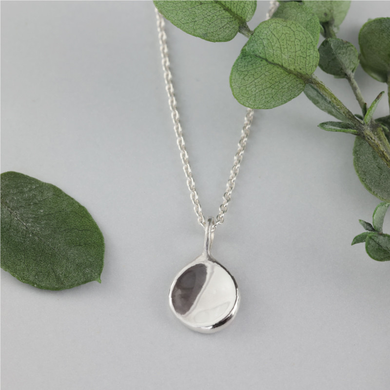 【厚手の服でも着けられるロングネックレス】シルバー９２５ コイン風ネックレス チェーン最大６０㎝