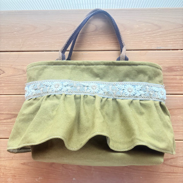 インド刺繍ハンプトートバッグ　フリル　３０×２１×１２